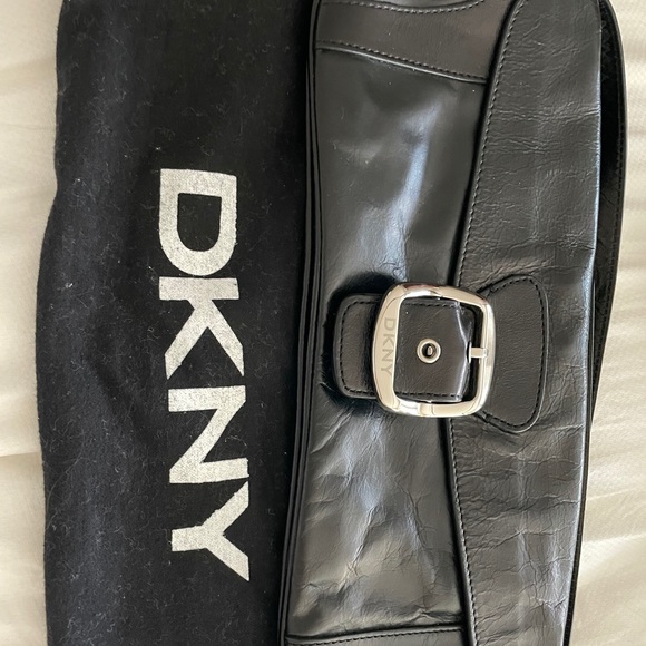 Black leather DKNY evening bag - Picture 6 of 8